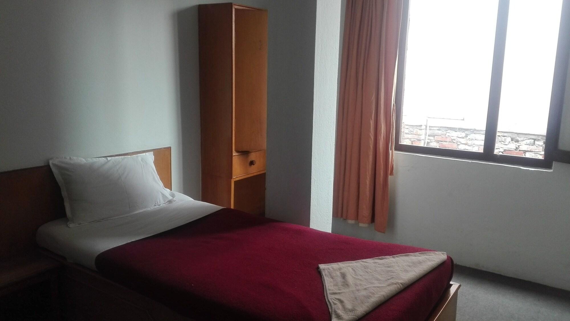 Hotel Nana Kathmandu Bagian luar foto