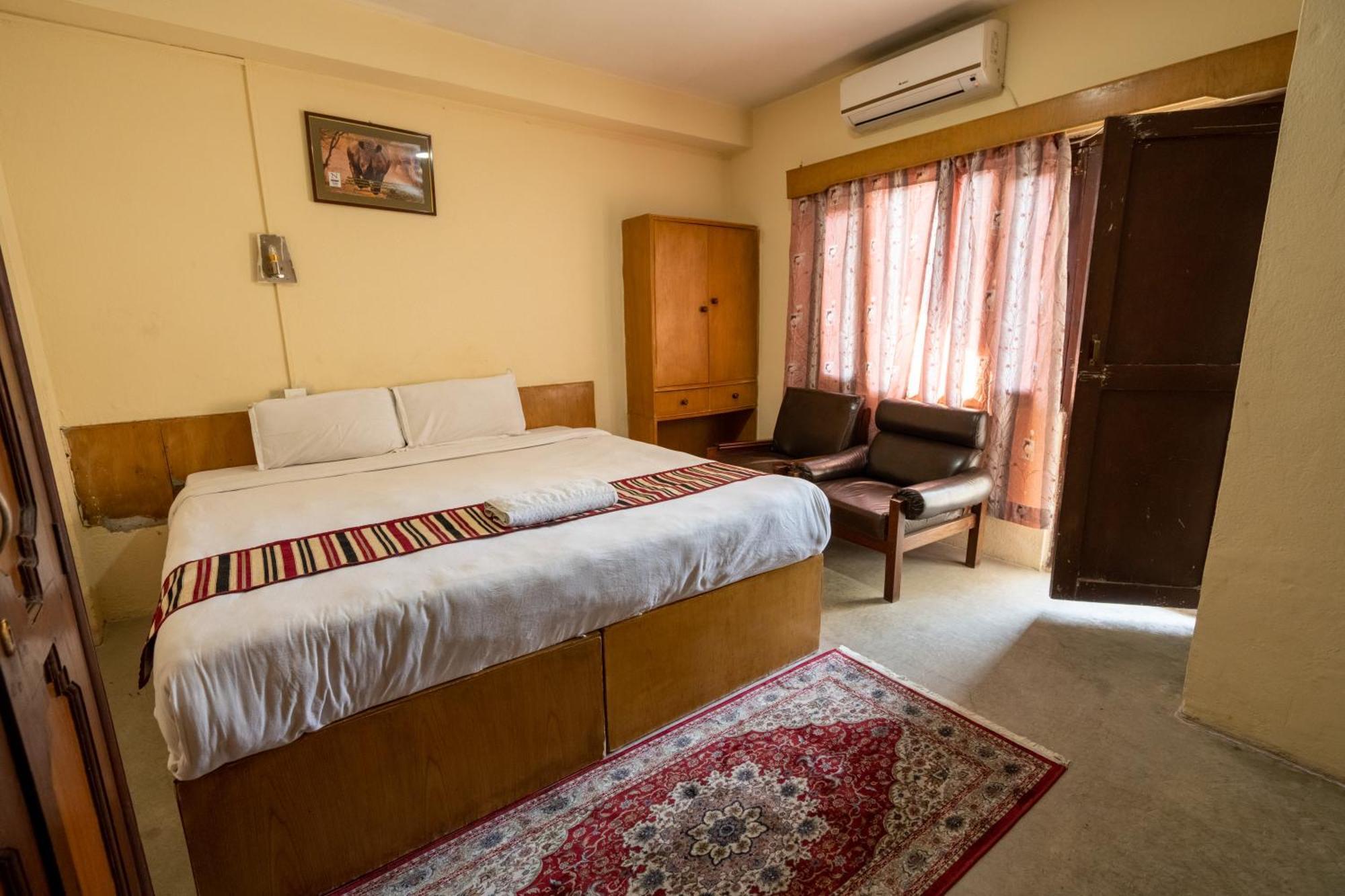 Hotel Nana Kathmandu Bagian luar foto