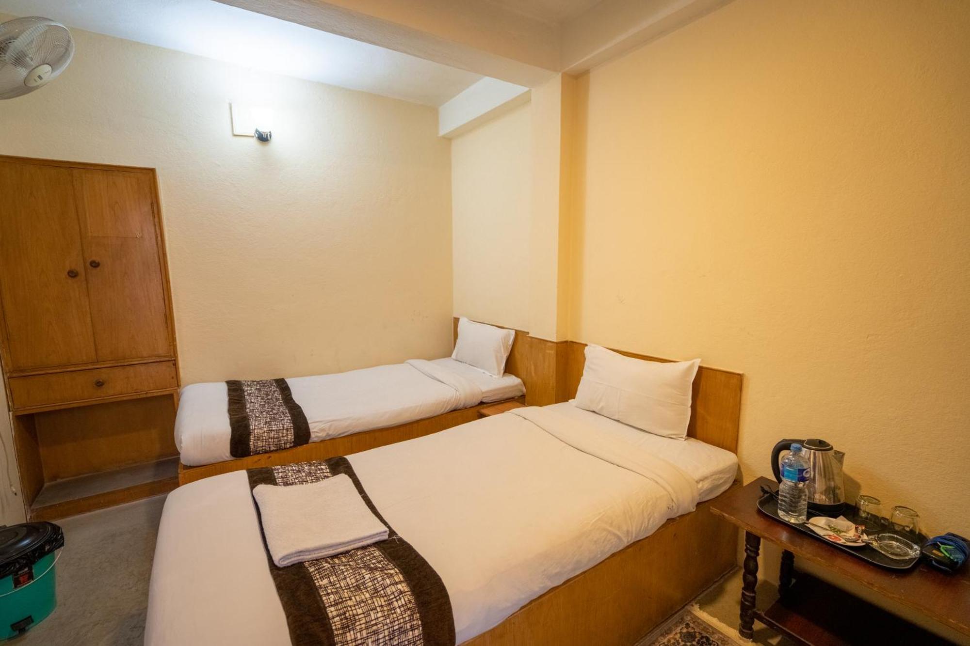 Hotel Nana Kathmandu Bagian luar foto
