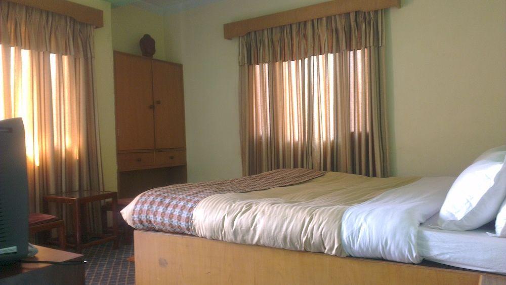 Hotel Nana Kathmandu Bagian luar foto